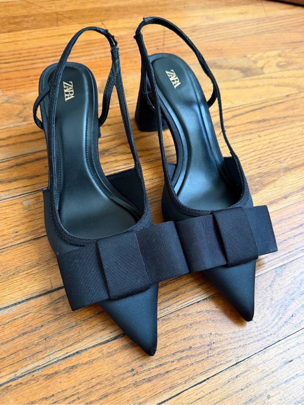 Zara Black Pointed Slingback Heels with Grosgrain Bow